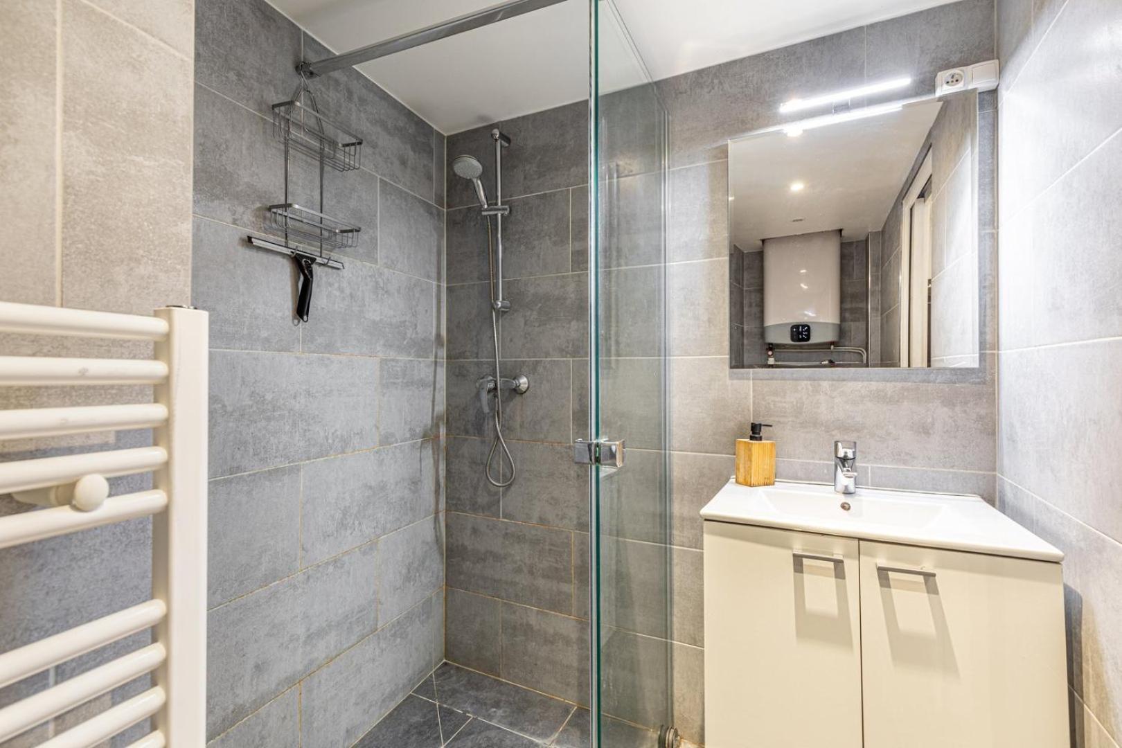 Appartamento Guestready - Modern Duplex In Bourse - Sentier Parigi Esterno foto